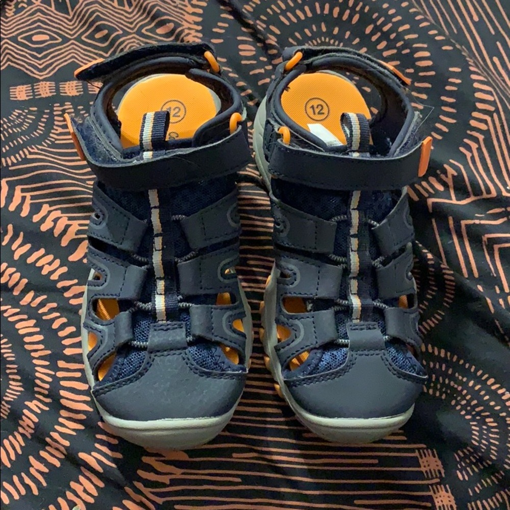Boys hiking sandals
